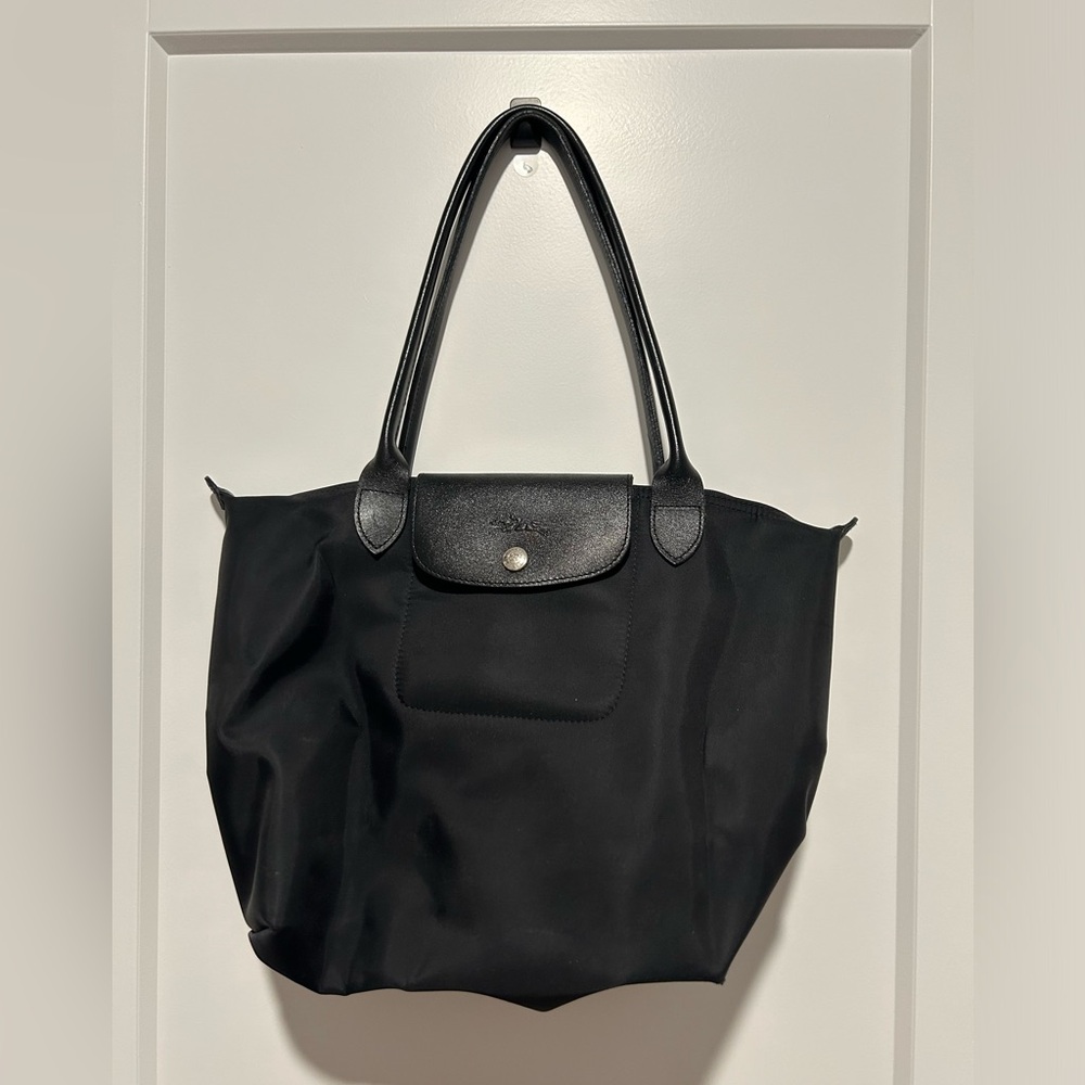 Black Longchamp Le Pilage bag
